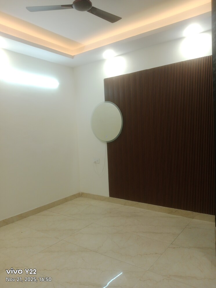 Room, ashoka-enclave-faridabad 3 Bedroom 2115 Sq.Ft. Builder Floor In Sector 34 Faridabad 9645945
