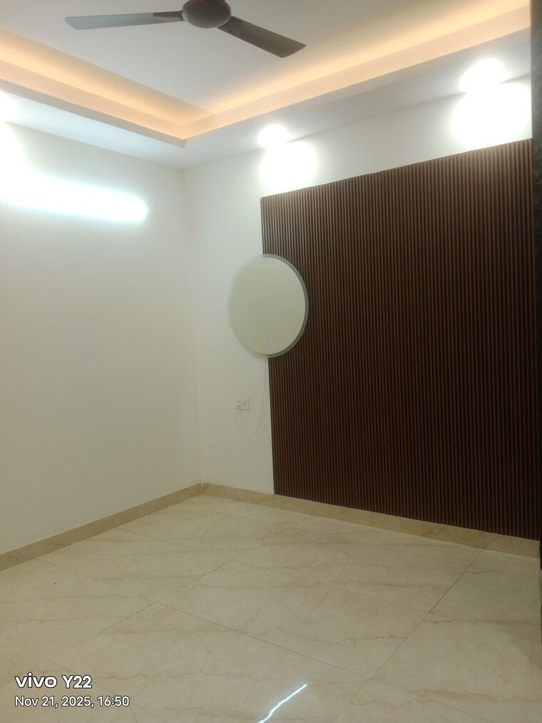 Room, ashoka-enclave-faridabad 3 Bedroom 2115 Sq.Ft. Builder Floor In Sector 34 Faridabad 9645945