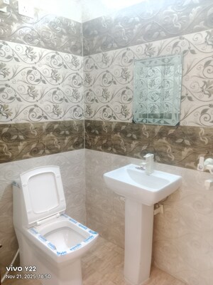 Bathroom in 3 BHK Builder Floor at Ashoka Enclave Faridabad, Sector 34 – for Sale