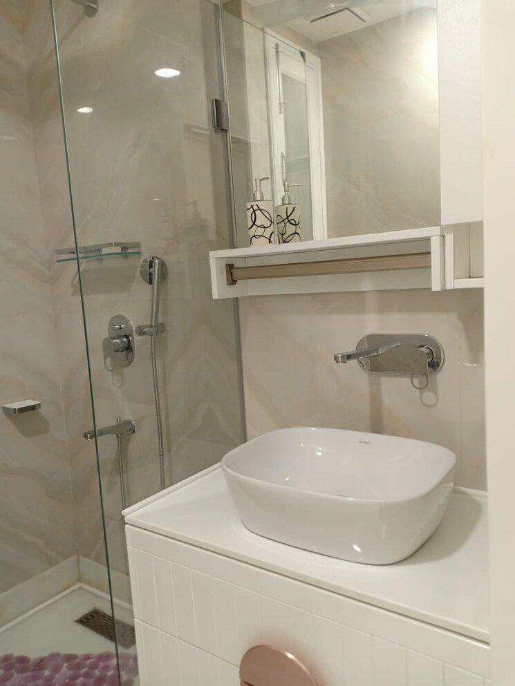 Bathroom, sarvapriya vihar 3 Bedroom 1800 Sq.Ft. Apartment In Sarvapriya Vihar Delhi 9645919