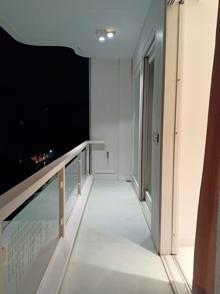 Balcony, sarvapriya vihar 3 Bedroom 1800 Sq.Ft. Apartment In Sarvapriya Vihar Delhi 9645919