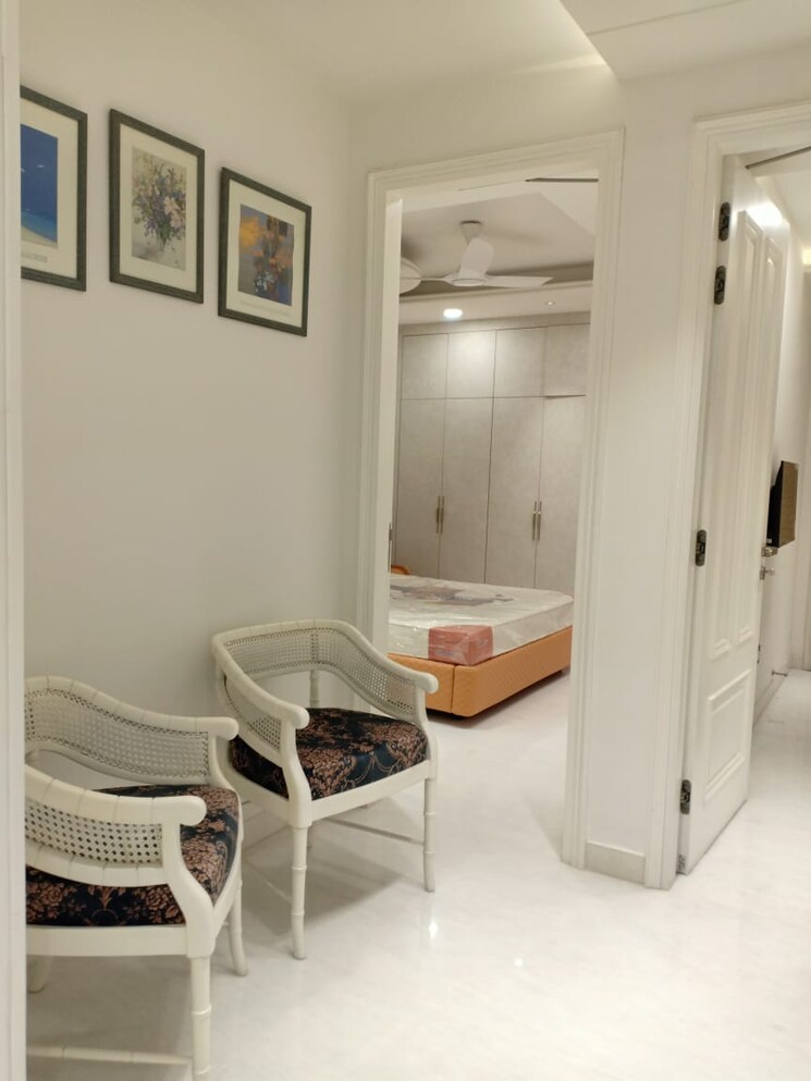 Living Room, sarvapriya vihar 3 Bedroom 1800 Sq.Ft. Apartment In Sarvapriya Vihar Delhi 9645919