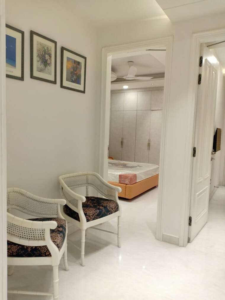 Living Room, sarvapriya vihar 3 Bedroom 1800 Sq.Ft. Apartment In Sarvapriya Vihar Delhi 9645919