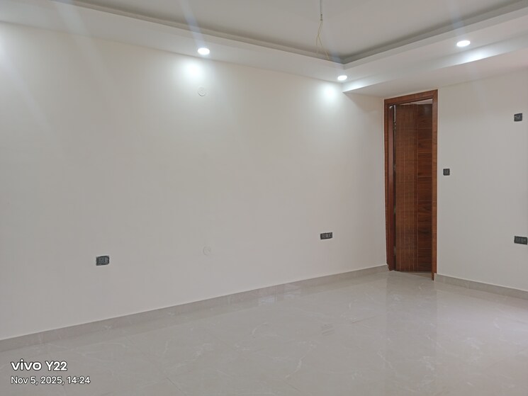 Room, ashoka-enclave-3 3 Bedroom 2450 Sq.Ft. Builder Floor In Sector 35 Faridabad 9645960