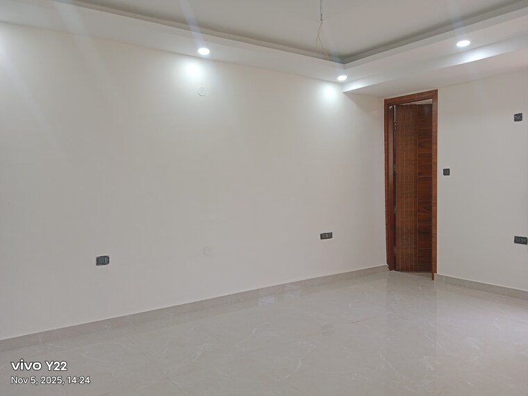 Room, ashoka-enclave-3 3 Bedroom 2450 Sq.Ft. Builder Floor In Sector 35 Faridabad 9645960