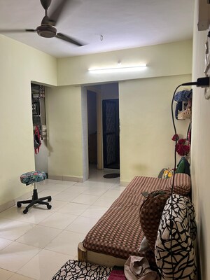 Living Room in 1 BHK Apartment at Vaastu Vishwa Complex, Kharghar Sector 20 – for Sale