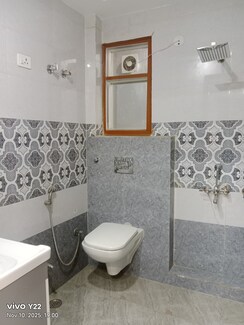 3 BHK + Extra Room Builder Floor For Sale in Ashoka Enclave Faridabad