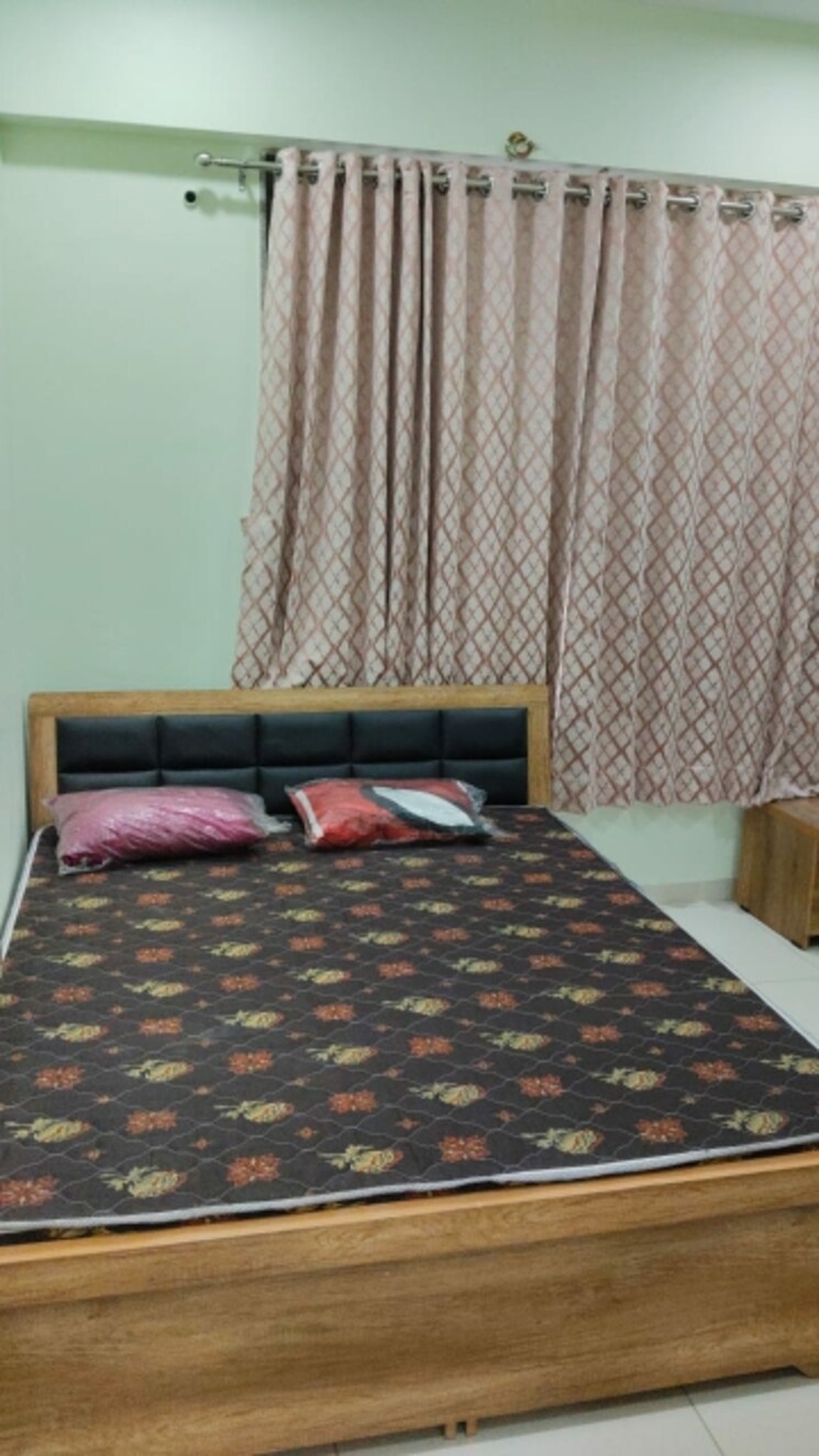 Bedroom, aaryan-aaviskaar 3 Bedroom 1500 Sq.Ft. Apartment In Shela Ahmedabad 9645995