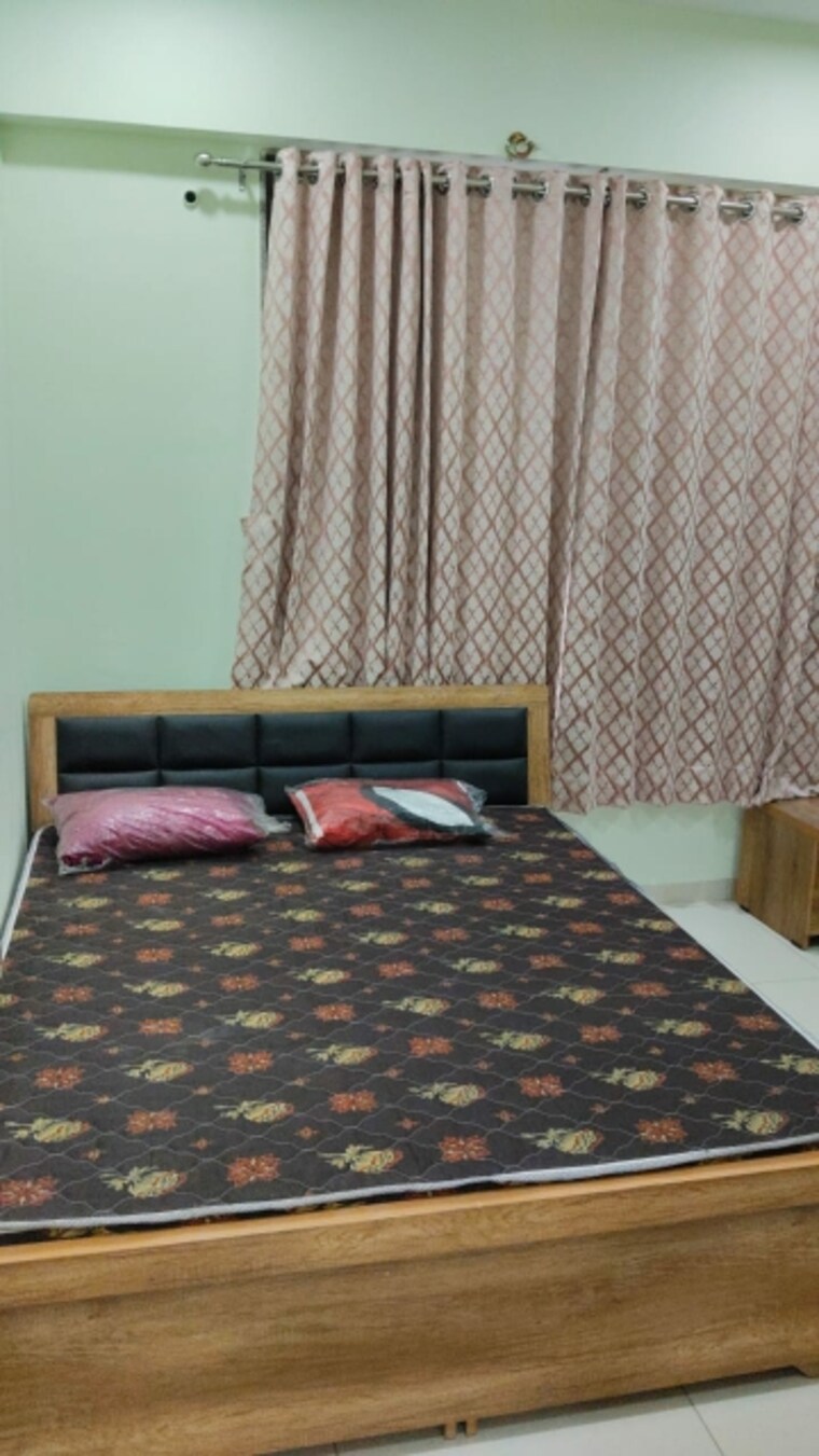 Bedroom, aaryan-aaviskaar 3 Bedroom 1500 Sq.Ft. Apartment In Shela Ahmedabad 9645995