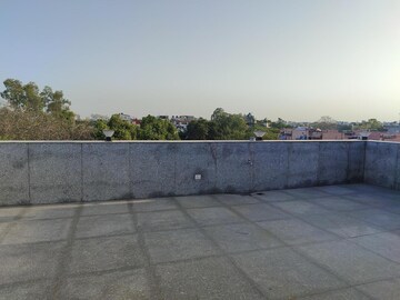 Terrace in 4 BHK Apartment at Safdarjung Enclave – for Rent