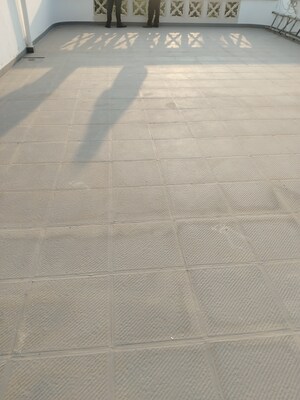 Bathroom in 1 RK Builder Floor at Dev Homes 5, Sector 37 – for Rent