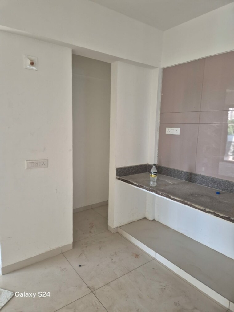 Kitchen, vivaan-ixora 3 Bedroom 1836 Sq.Ft. Apartment In Zundal Ahmedabad 9646020