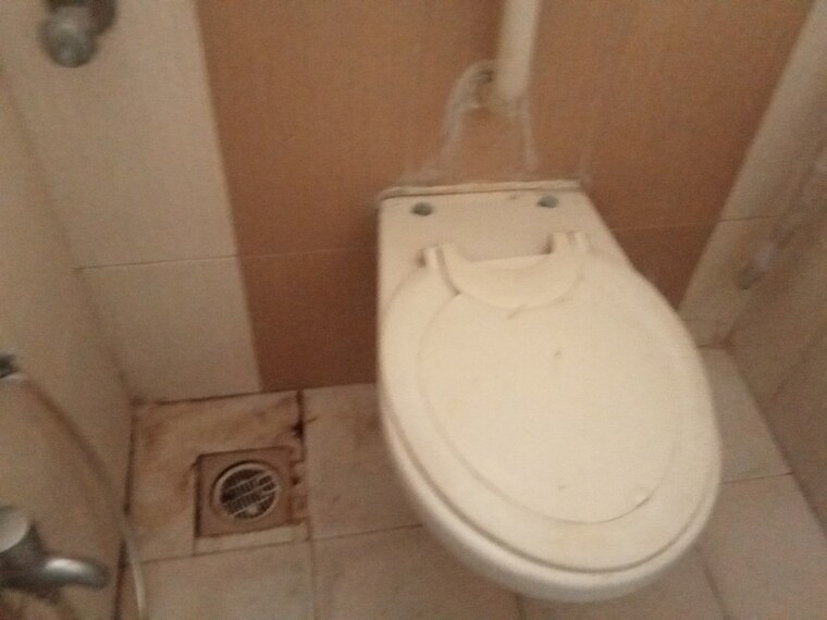 Bathroom, pleasant-park-mira-road 2 Bedroom 895 Sq.Ft. Apartment In Mira Road Thane 9646028