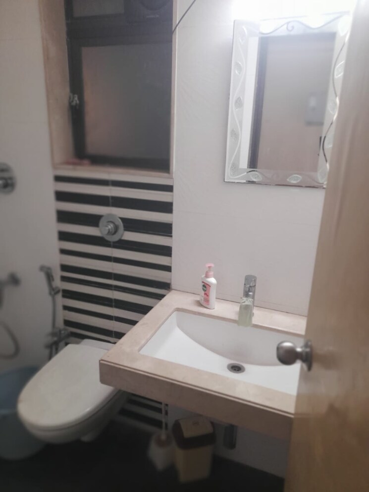 Bathroom, omkar-raga 1.5 Bedroom 515 Sq.Ft. Apartment In Chembur Mumbai 9646055