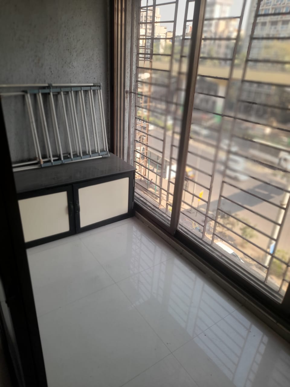 1.5 BHK + Extra Room Apartment For Sale in Omkar Raga