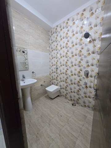 Bathroom in 1 BHK Apartment at Singla South City, Lohgarh – for Rent