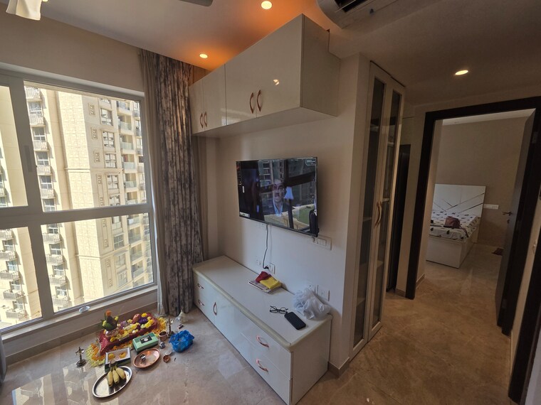 Living Room, hiranandani-regent-hill 1 Bedroom 379 Sq.Ft. Apartment In Powai Mumbai 9646075