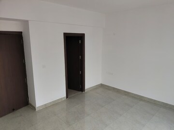 Room in 4 BHK Apartment at Malviya Nagar – for Sale