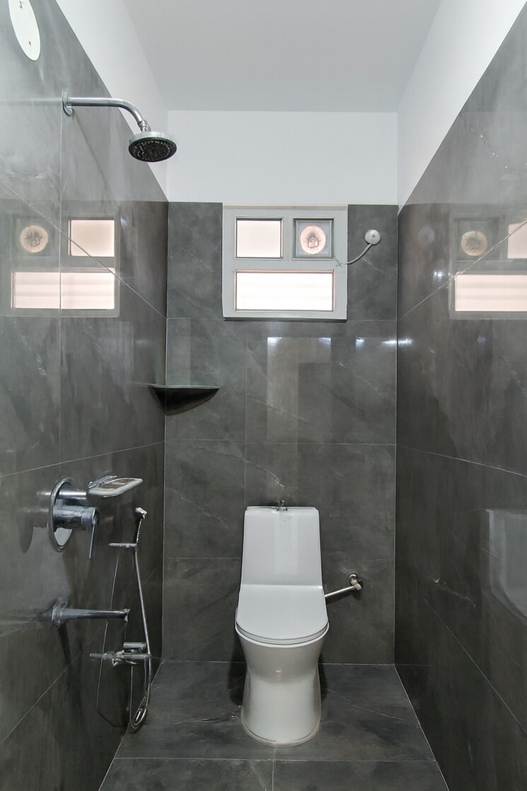 Bathroom, kondapur 3 Bedroom 2100 Sq.Ft. Builder Floor In Kondapur Hyderabad 9646092