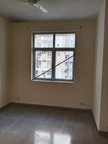 Room in 2 BHK Apartment at Mahagun Mywoods II, Sector 16c Greater Noida – for Sale