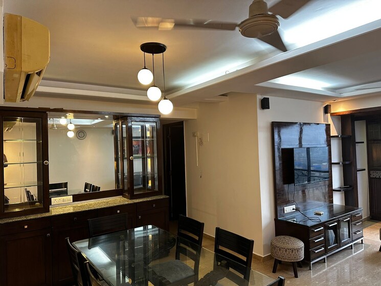 Gym, lake-home 3 Bedroom 1050 Sq.Ft. Apartment In Powai Mumbai 9646113