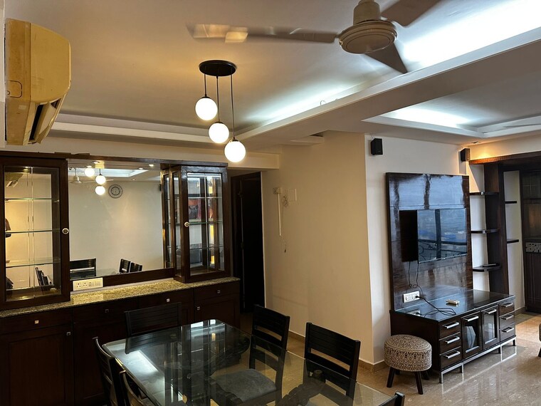 Gym, lake-home 3 Bedroom 1050 Sq.Ft. Apartment In Powai Mumbai 9646113