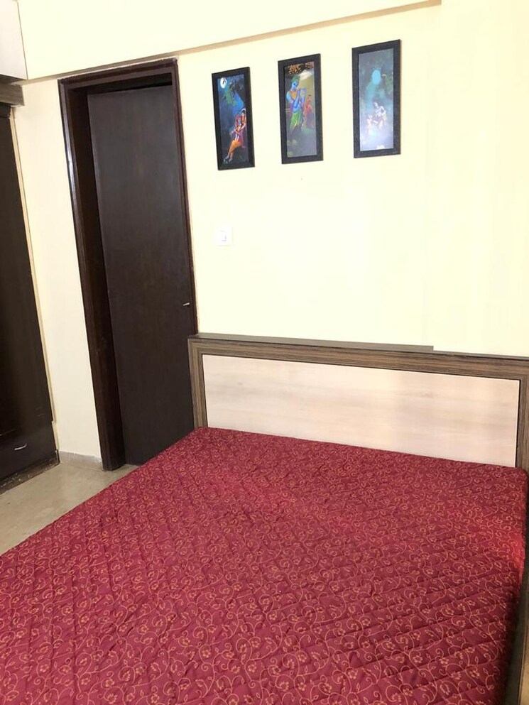 Bedroom, lake-home 3 Bedroom 1050 Sq.Ft. Apartment In Powai Mumbai 9646113