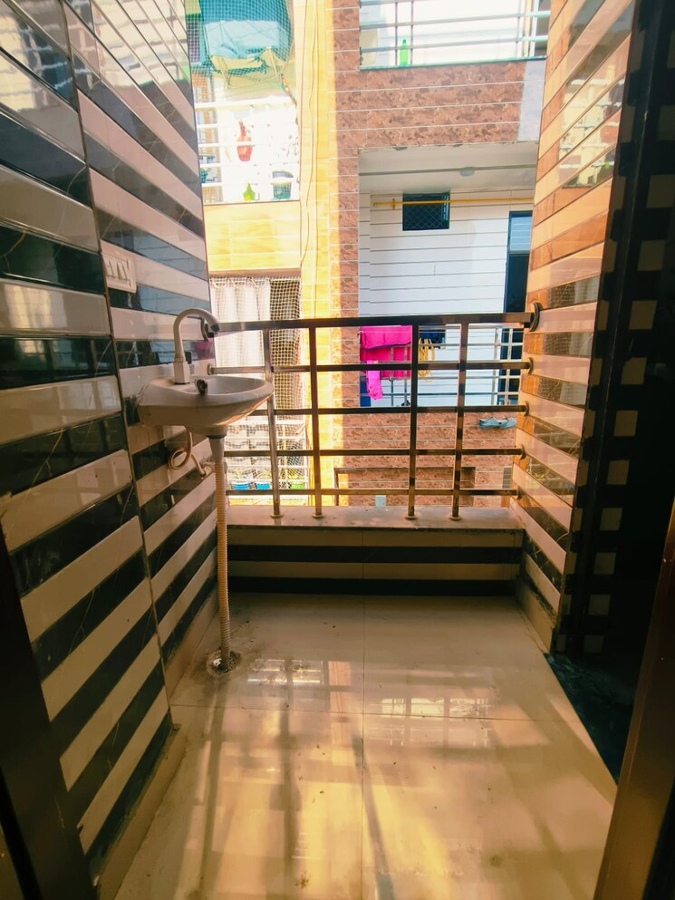 undefined, dwarka mor 1 Bedroom 360 Sq.Ft. Builder Floor In Dwarka Mor Delhi 9646086