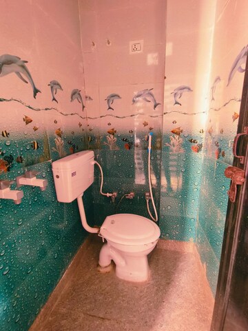 Bathroom in 1 BHK Builder Floor at Dwarka Mor – for Rent