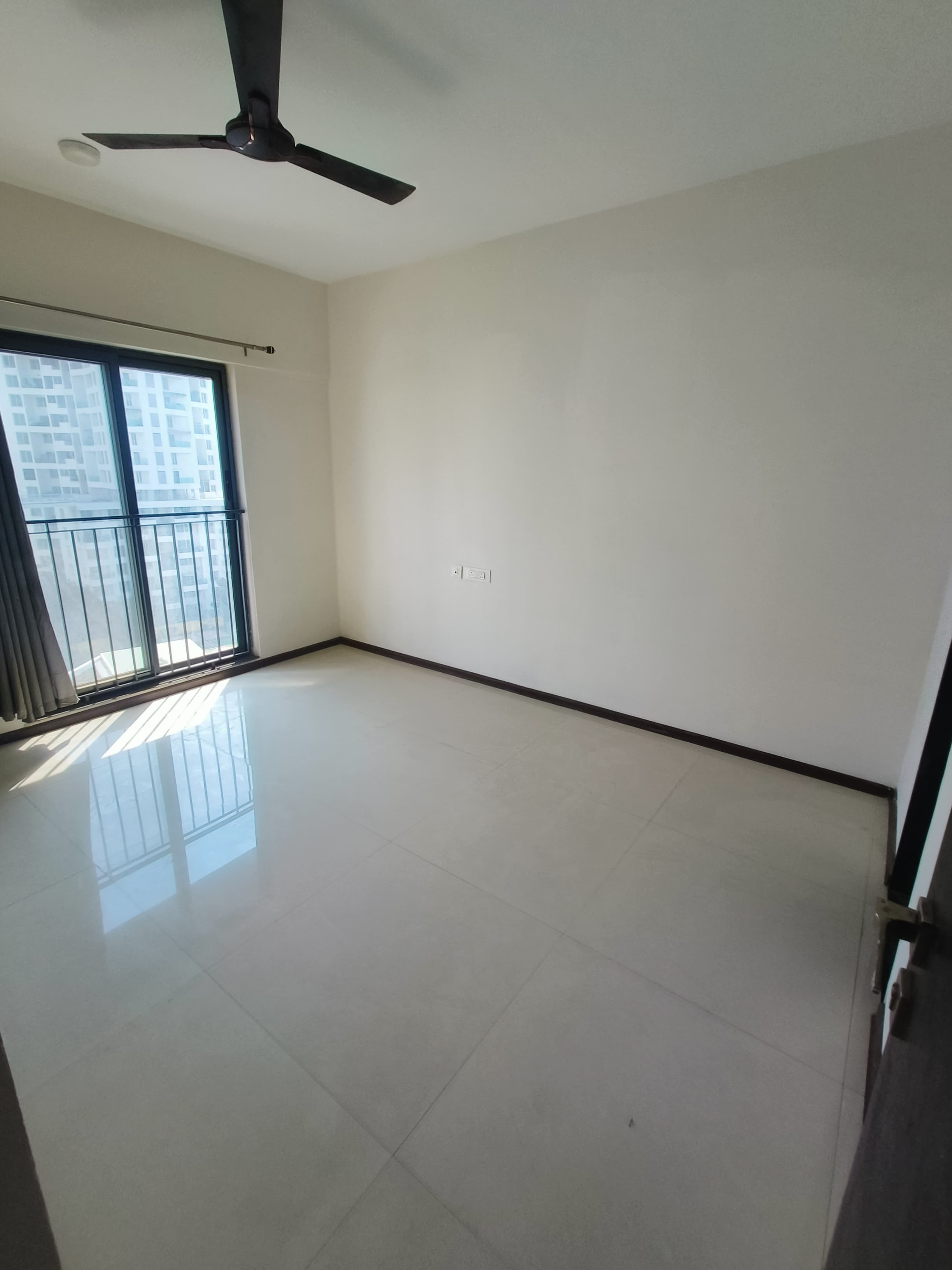 3 BHK Apartment For Rent in Godrej Hillside