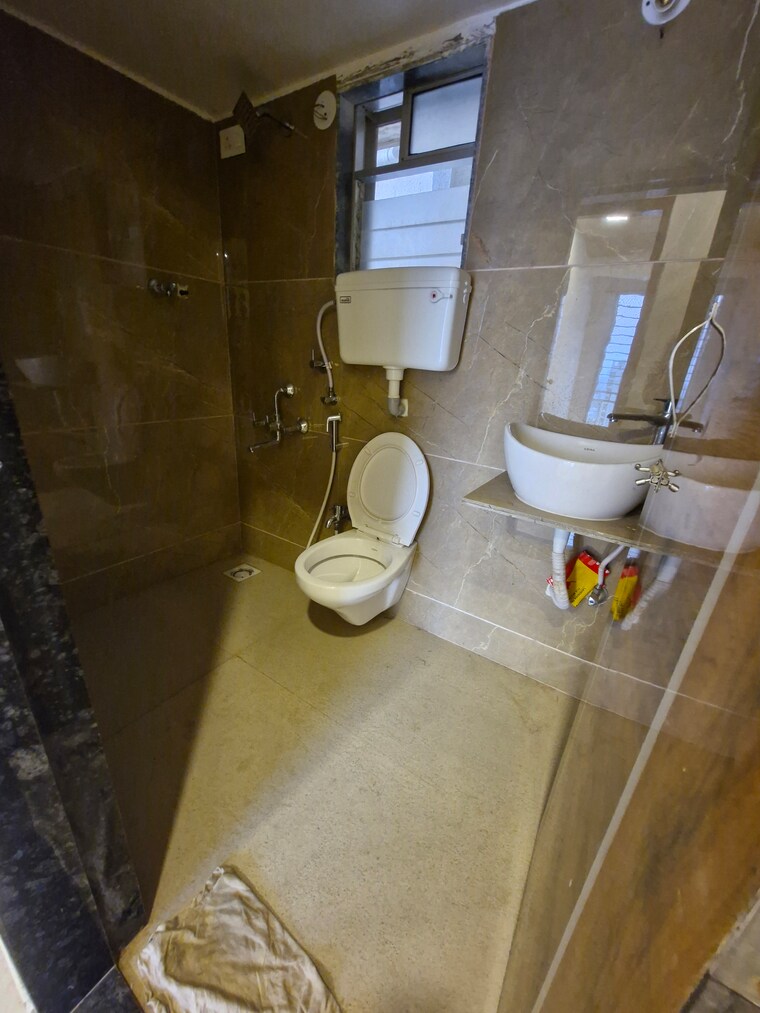 Bathroom, cd-gurudev 2 Bedroom 541 Sq.Ft. Apartment In Virar West Palghar 9646114