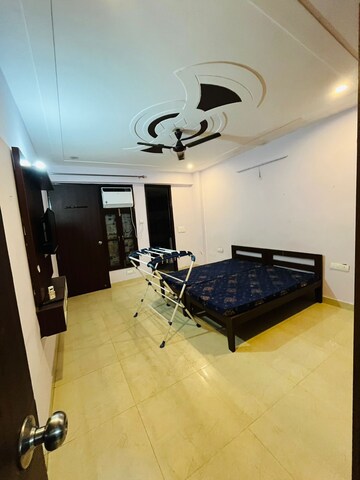 Balcony in 2 BHK Builder Floor at Sector 52 – for Rent