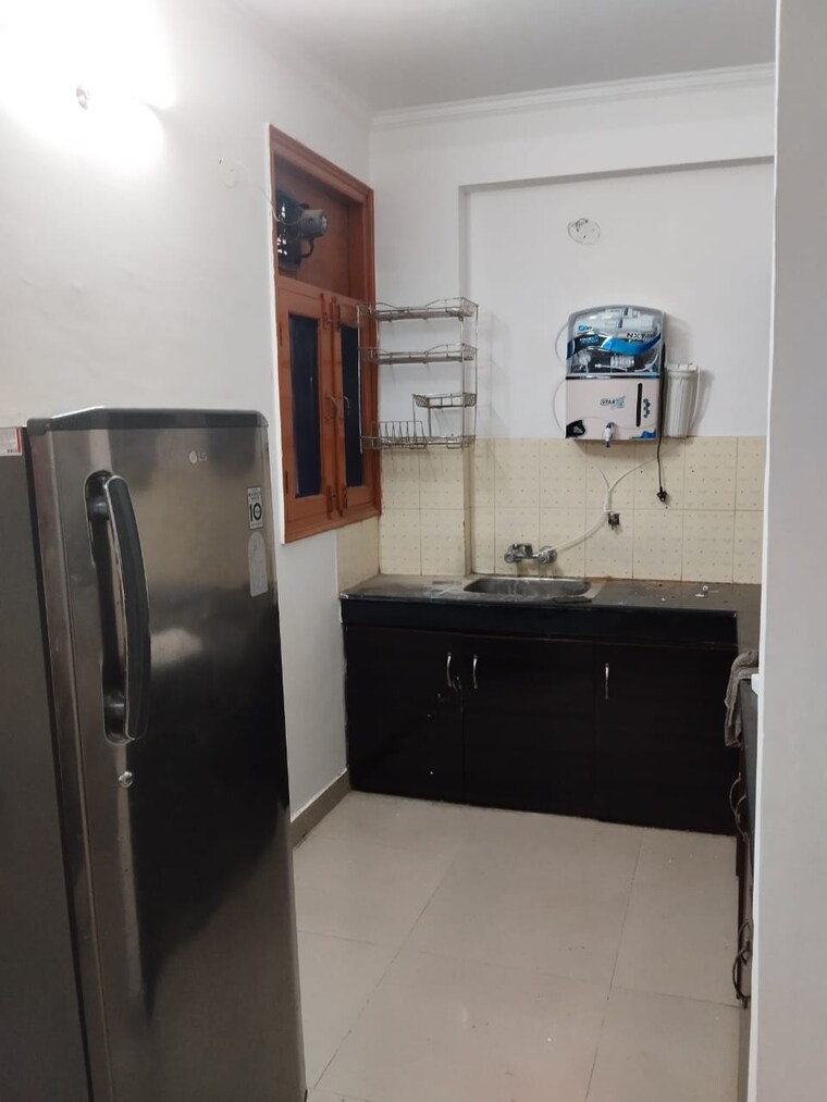 Kitchen, penta-homes 2 Bedroom 1300 Sq.Ft. Apartment In Vip Road Zirakpur 9646121