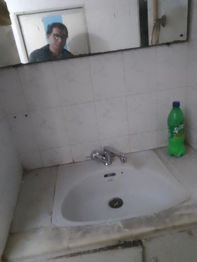 Bathroom, naya-oriental-chs 1 Bedroom 445 Sq.Ft. Apartment In Borivali West Mumbai 9646133