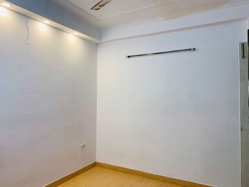 Room in 1 BHK Builder Floor at Saket – for Rent