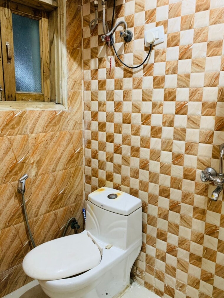 Bathroom, saket 1 Bedroom 500 Sq.Ft. Builder Floor In Saket Delhi 9646150