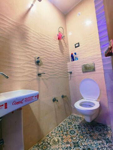 Attached Bathroom in 2 BHK Apartment at Vikas Nagar – for Rent