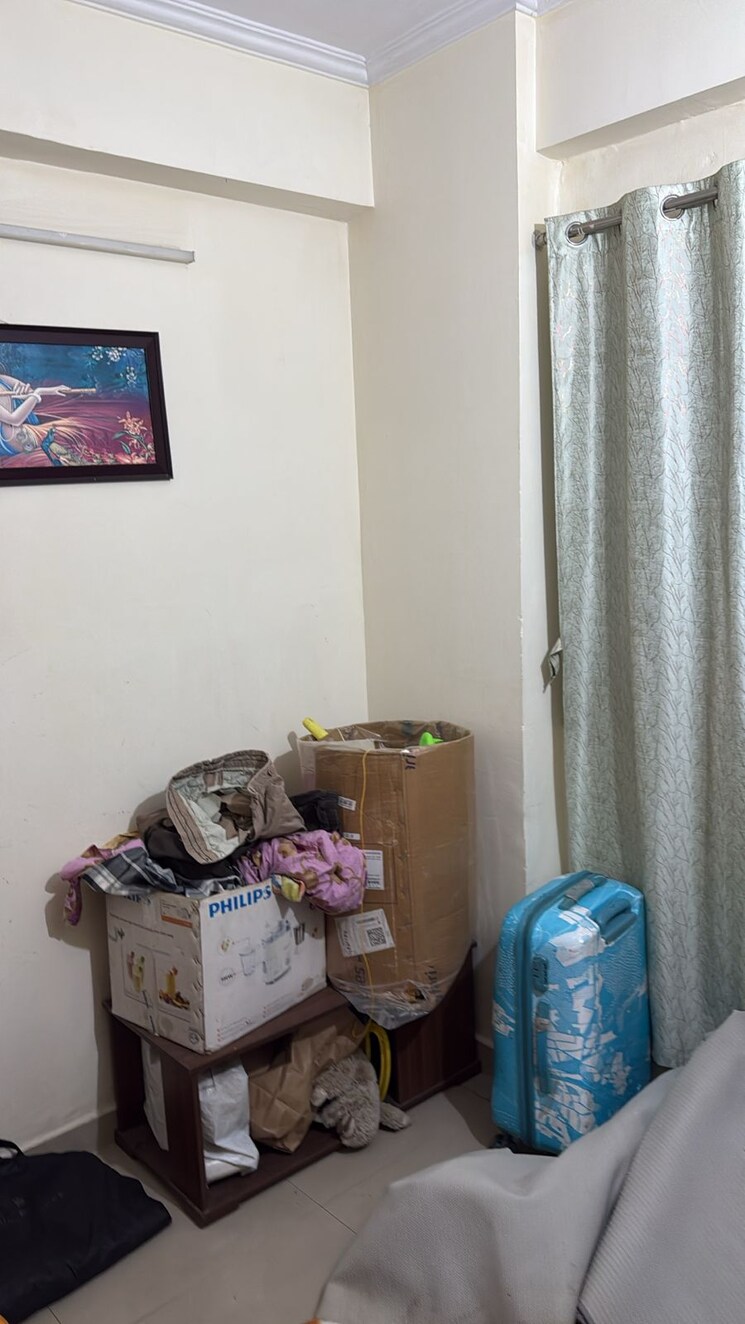 Living Room, aims-golf-avenue-i 3 Bedroom 1550 Sq.Ft. Apartment In Sector 75 Noida 9646155