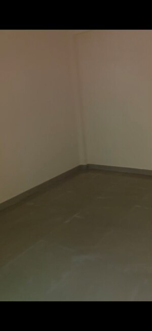 Room in 3 BHK Builder Floor at Amolik Residency, Sector 86 – for Rent