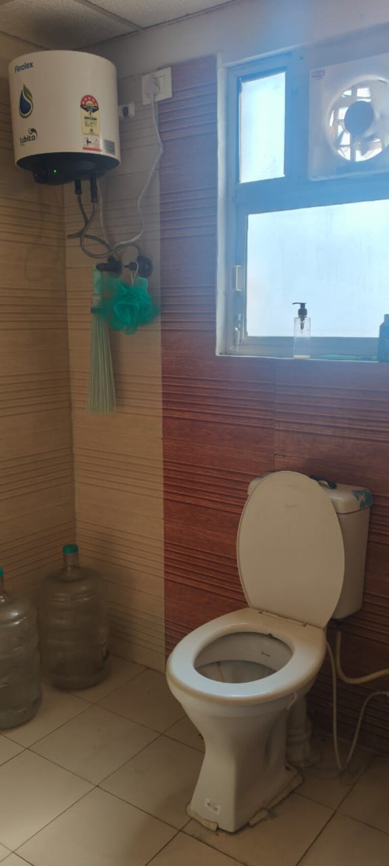 Bathroom, gardenia-golf-city 3 Bedroom 1750 Sq.Ft. Apartment In Sector 75 Noida 9646166