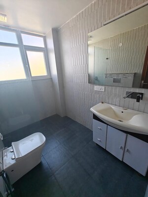 Bathroom in 1 BHK Builder Floor at Chittaranjan Park – for Rent