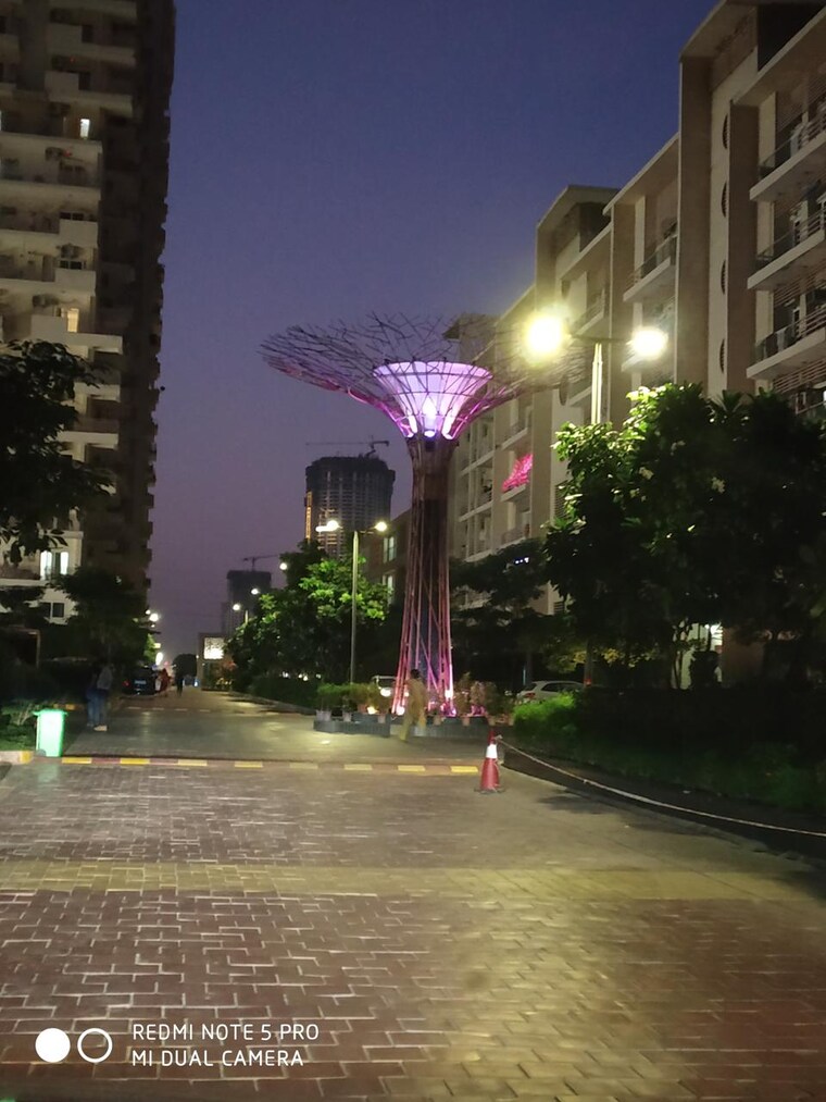 Garden, futec-gateway 3 Bedroom 1435 Sq.Ft. Apartment In Sector 75 Noida 9646180