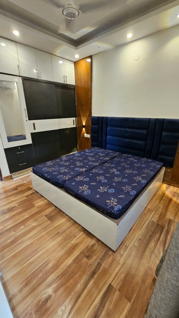 Bedroom, skynet-towers 3 Bedroom 1720 Sq.Ft. Apartment In Patiala Road Zirakpur 9646183