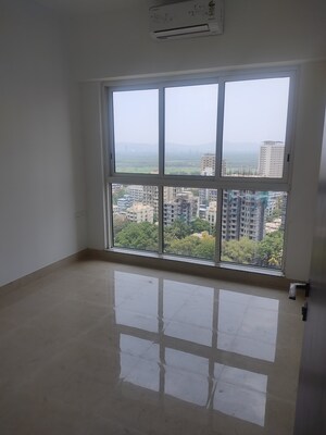 Room in 3 BHK Apartment at Runwal Forest Orchid, Kanjurmarg West – for Rent