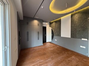 Room in 3 BHK Apartment at ABA Ivy County, Sector 75 – for Rent