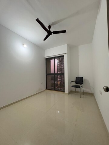 Bedroom in 2 BHK Apartment at Lodha Lakeshore Greens, Dombivli East – for Rent