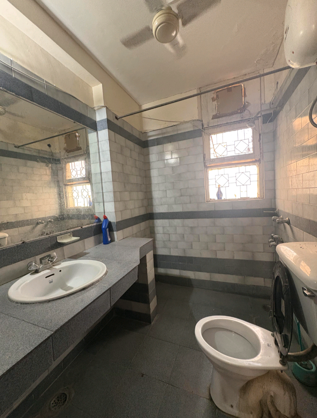 3.5 BHK + Pooja Room Apartment For Rent in The Retreat Gurgaon