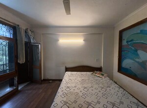 Bedroom in 3.5 BHK Apartment at The Retreat Gurgaon, Sector 41 – for Rent