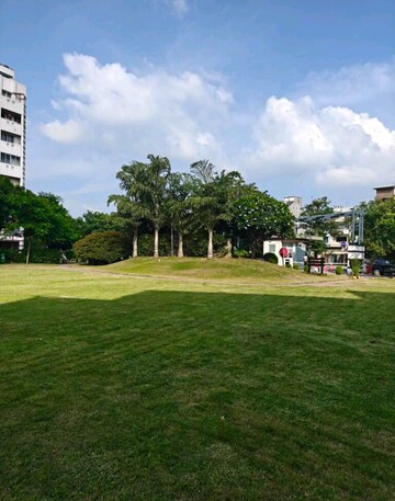 3.5 BHK Apartment – Garden View at The Retreat Gurgaon, Sector 41 - for Rent