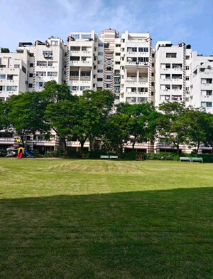 3.5 BHK Apartment – Exterior View View at The Retreat Gurgaon, Sector 41 - for Rent